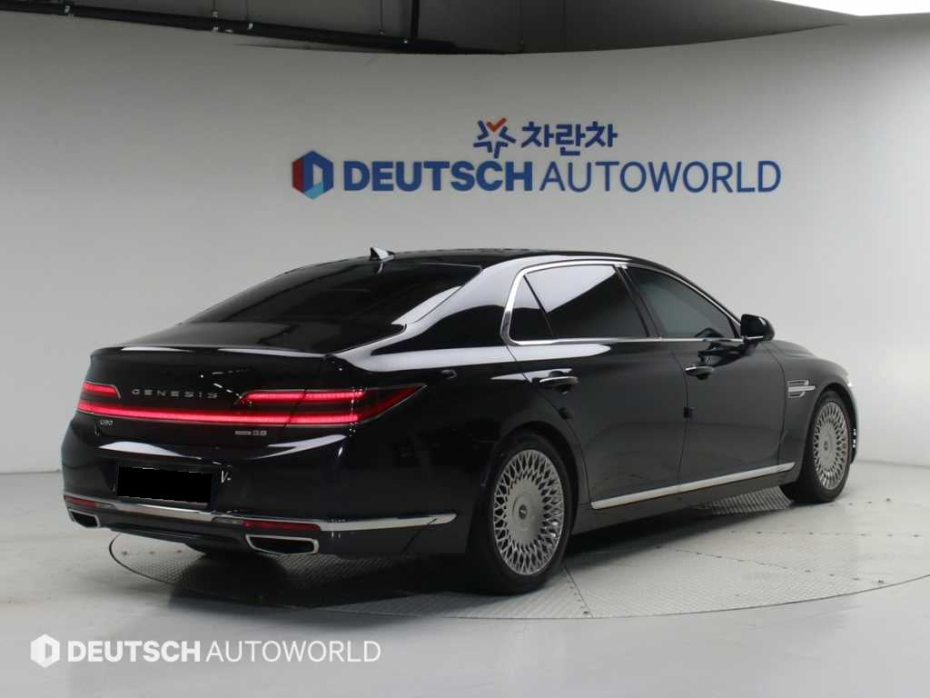 Genesis G90 — photo 02