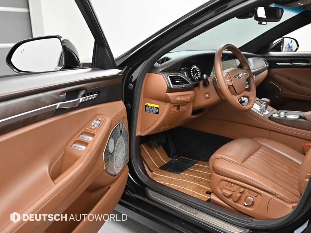 Genesis G90 — photo 11