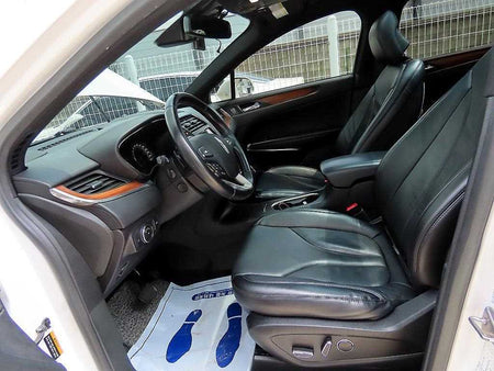 Lincoln MKC — photo 05
