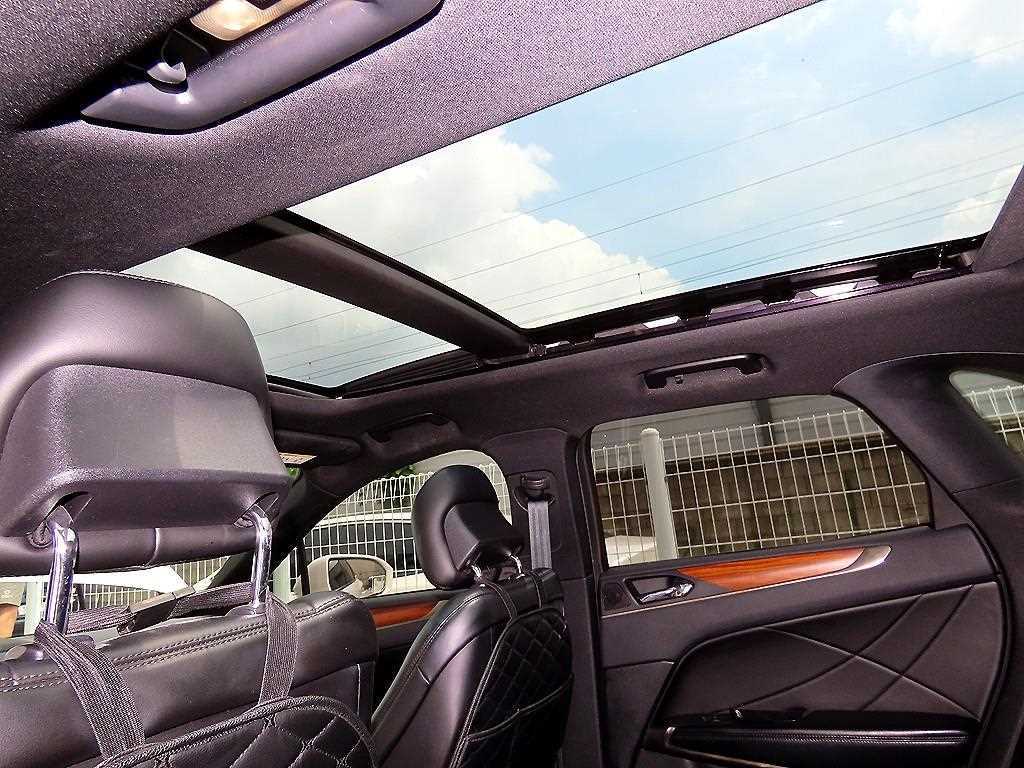 Lincoln MKC — photo 17