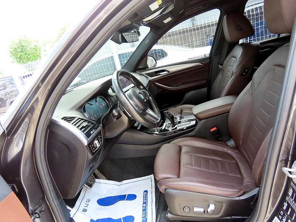 BMW X3 — photo 05