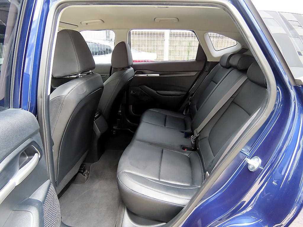Kia Seltos — photo 06