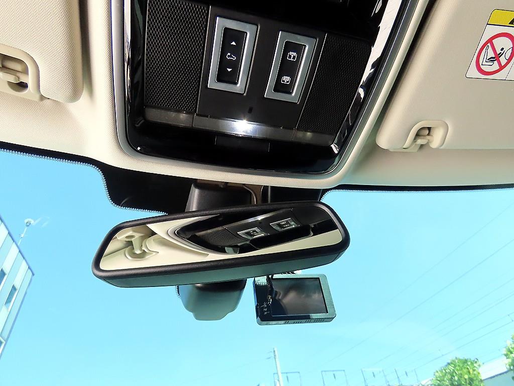Land Rover Range Rover — photo 12