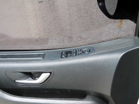Hyundai Staria — photo 11