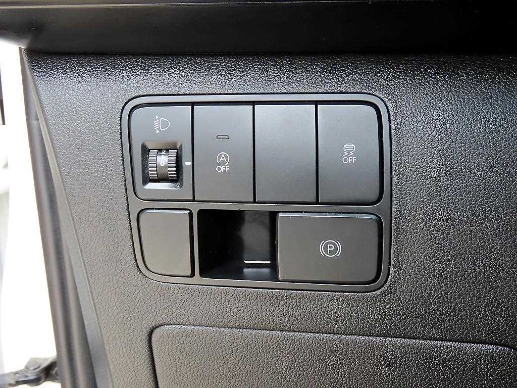 Hyundai Staria — photo 12