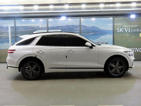 Genesis GV70 — photo 03