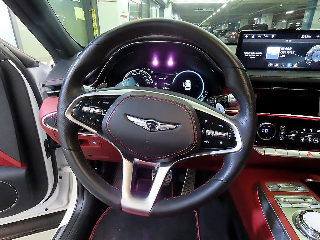 Genesis GV70 — photo 08