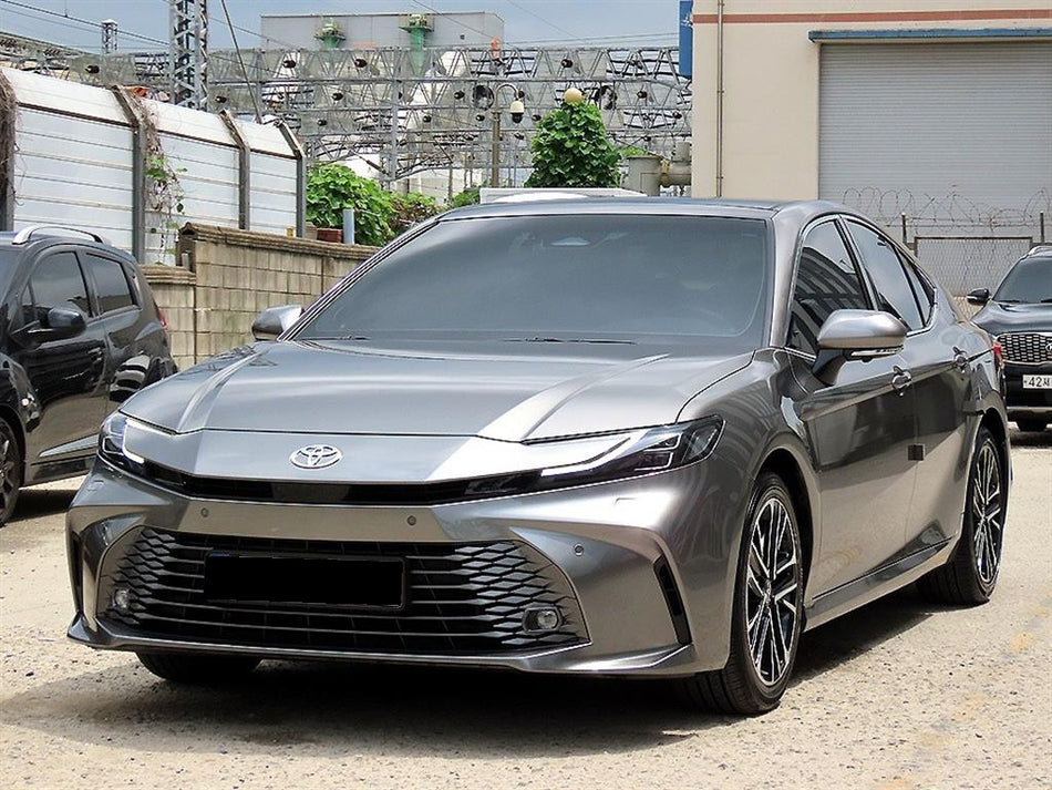 Toyota Camry — photo 02