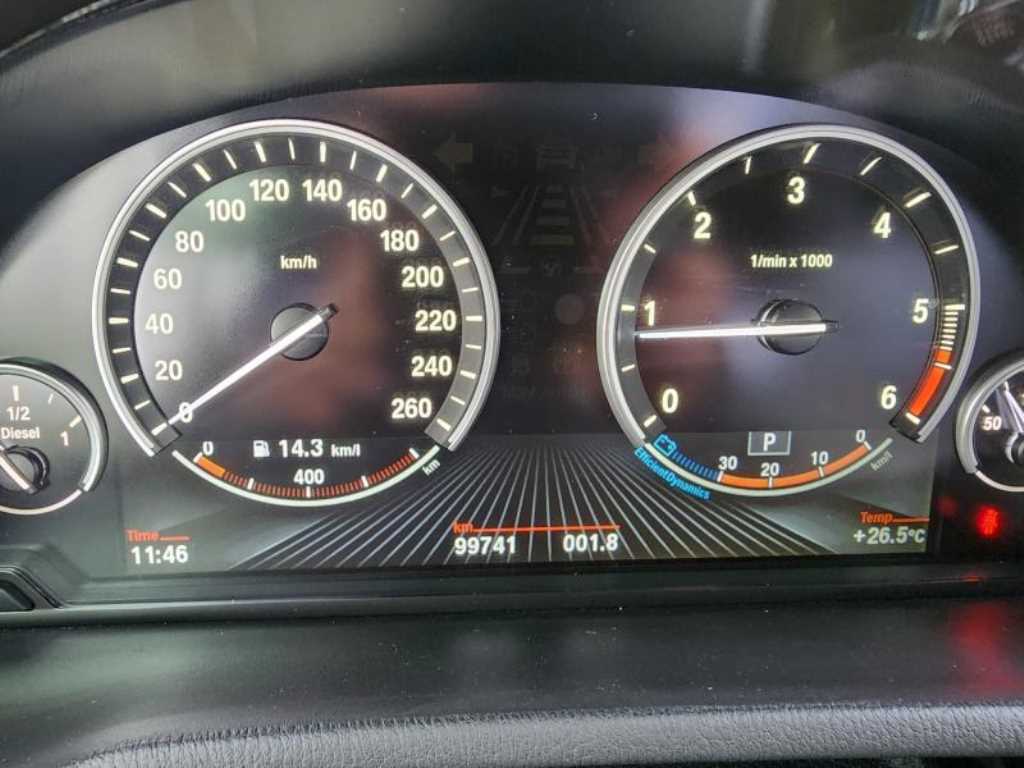 BMW X3 — photo 09