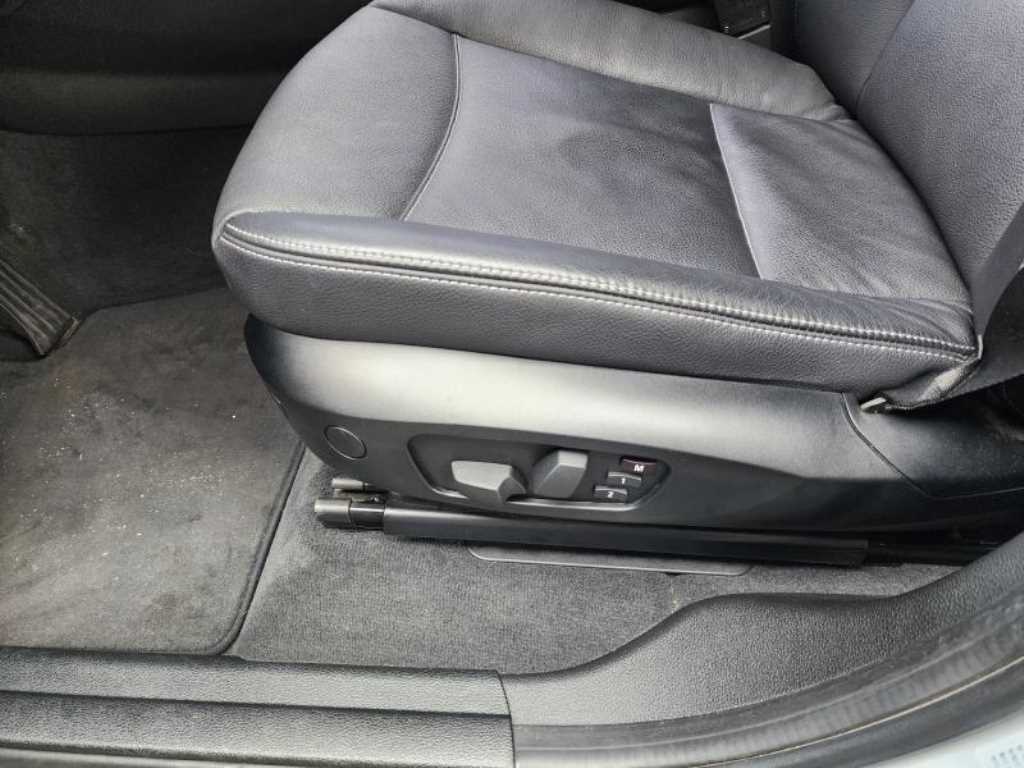 BMW X3 — photo 14