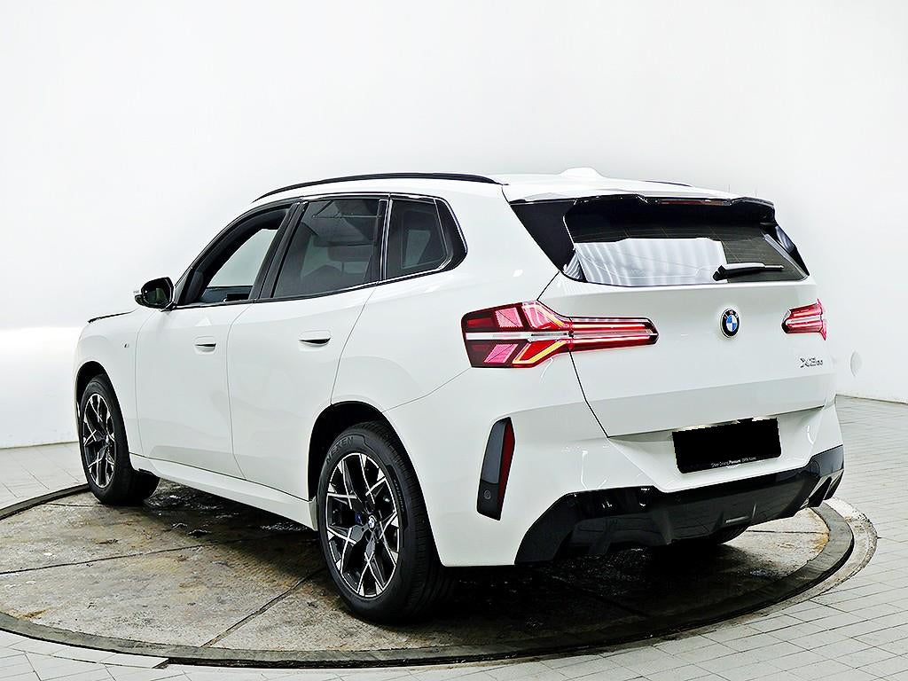 BMW X3 — photo 04
