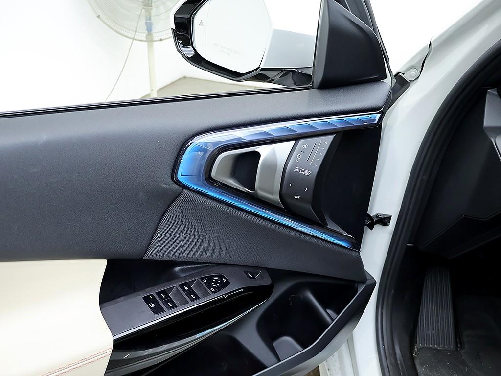 BMW X3 — photo 16
