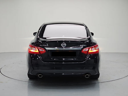 Nissan Altima — photo 03