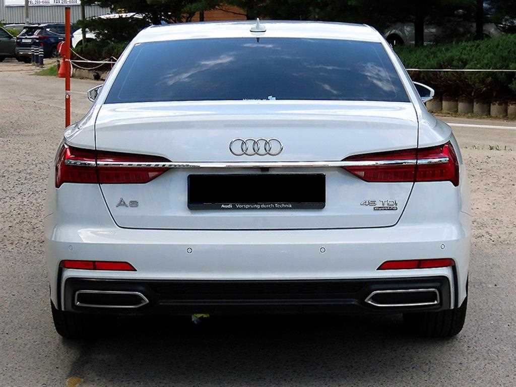 Audi A6 — photo 04