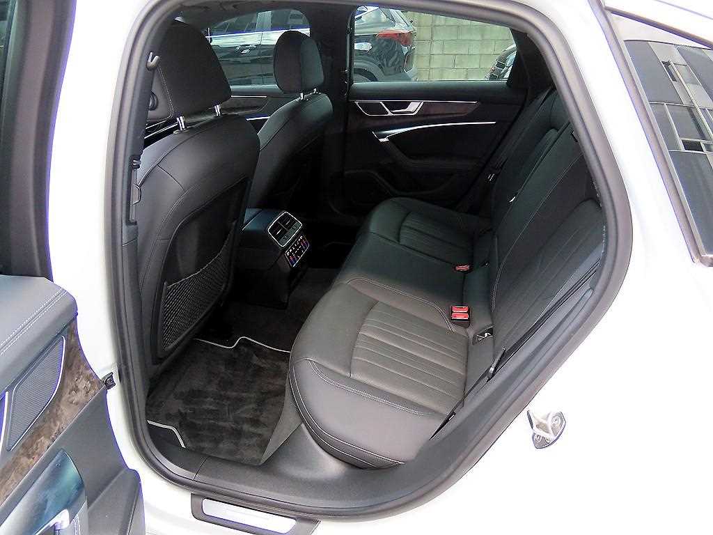 Audi A6 — photo 06