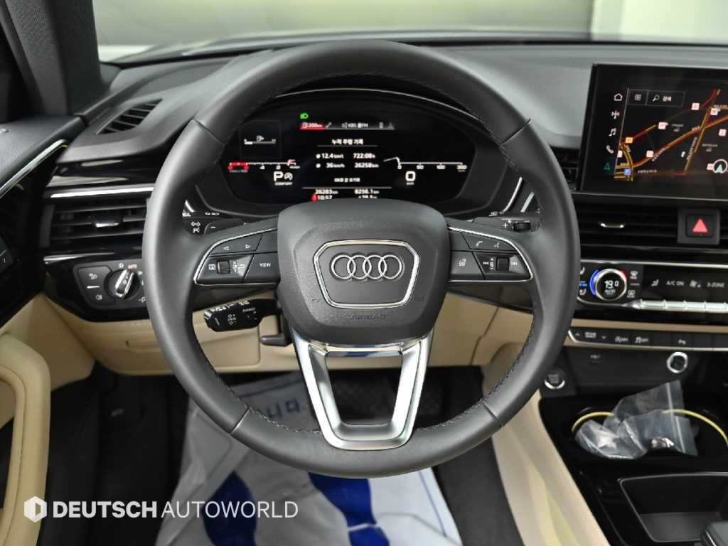 Audi A4 — photo 13