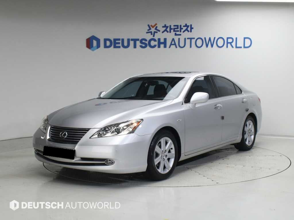 Lexus ES — photo 01