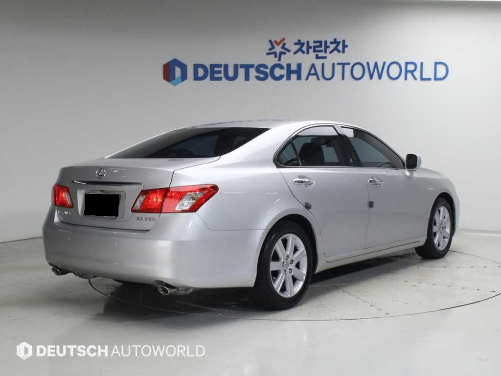 Lexus ES — photo 02