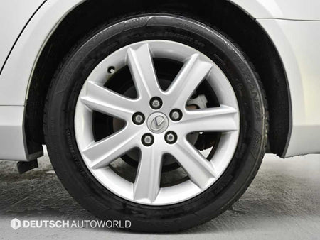 Lexus ES — photo 05