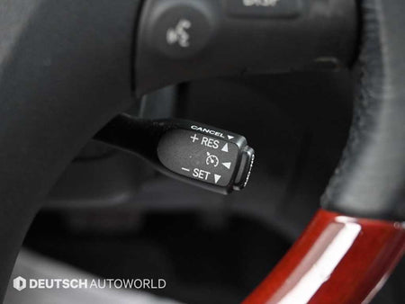 Lexus ES — photo 16