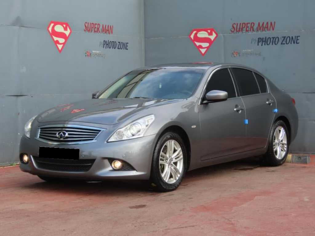 Infiniti G — photo 01