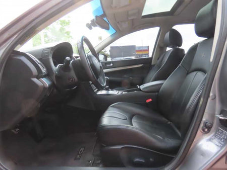 Infiniti G — photo 14
