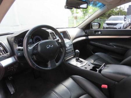 Infiniti G — photo 15