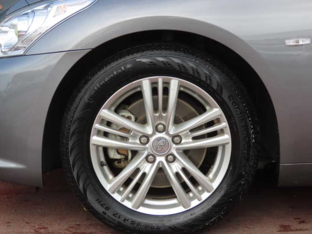 Infiniti G — photo 20