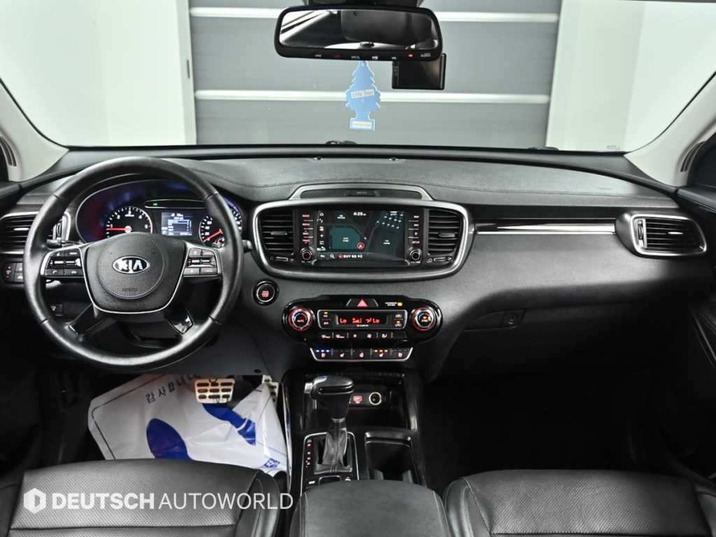 Kia Sorento — photo 07