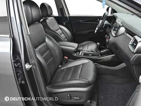 Kia Sorento — photo 10