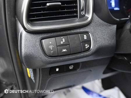 Kia Sorento — photo 17