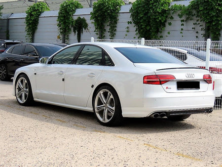 Audi S8 — photo 03