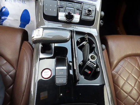 Audi S8 — photo 11