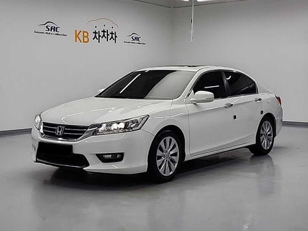 Honda Accord — photo 01