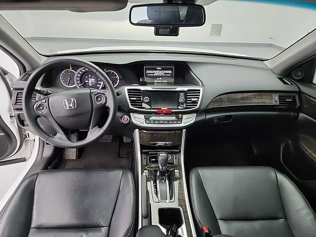 Honda Accord — photo 07