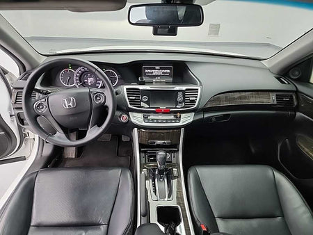 Honda Accord — photo 07