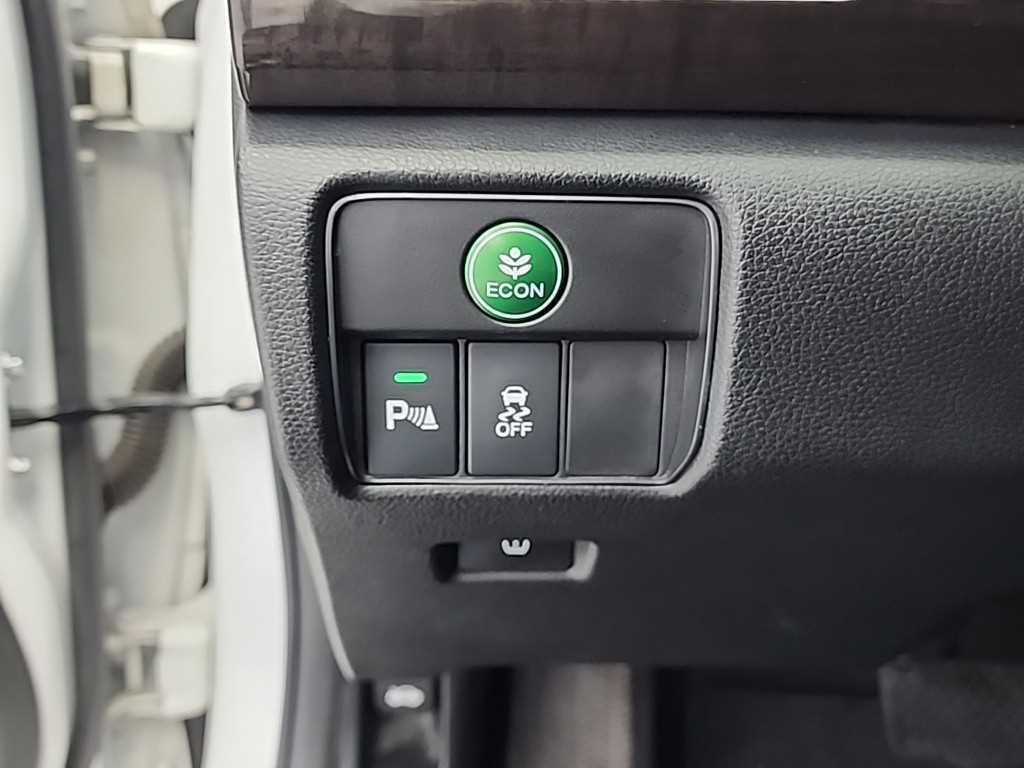 Honda Accord — photo 18