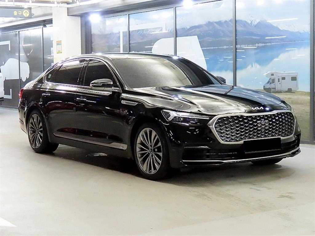 Kia K9 — photo 01