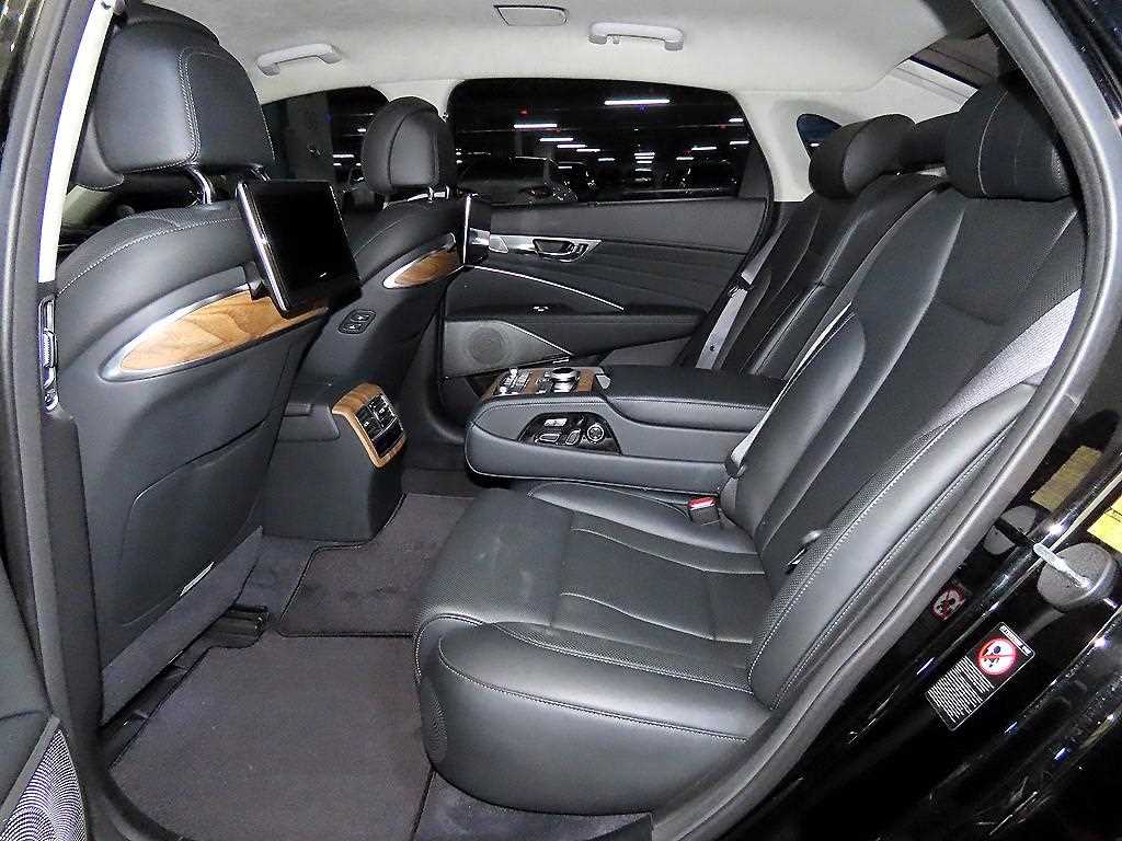Kia K9 — photo 07