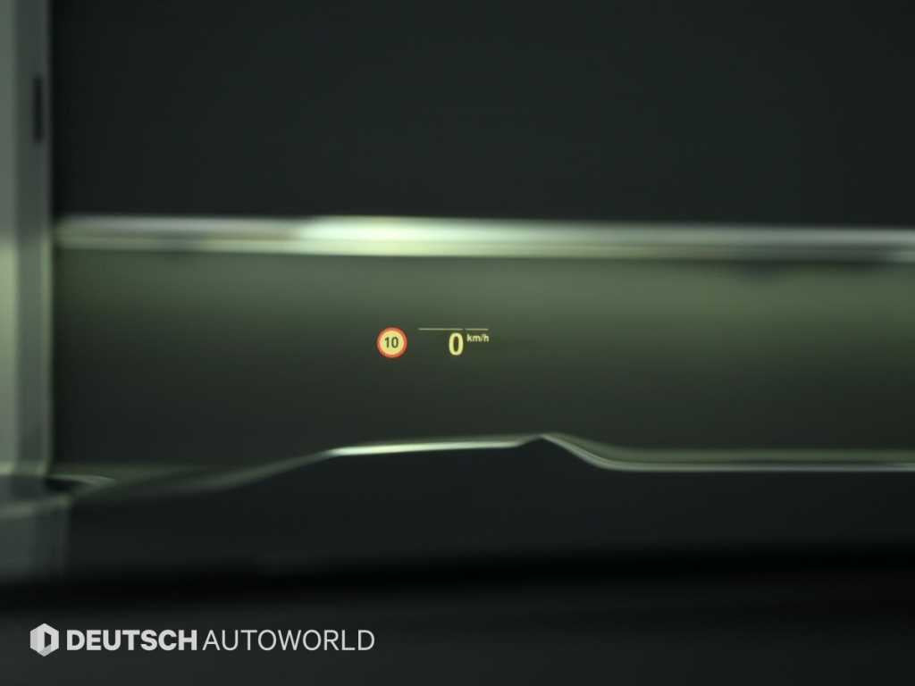BMW X7 — photo 17