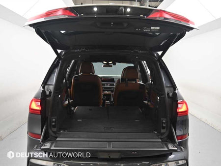 BMW X7 — photo 19