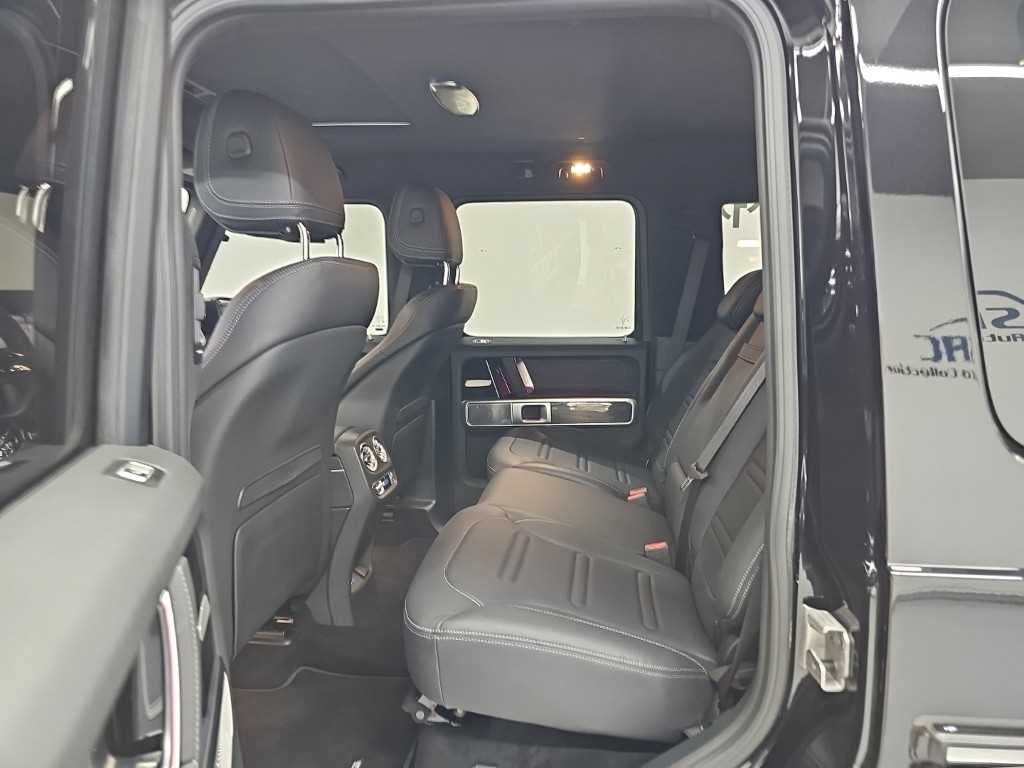 Mercedes-Benz G-Class — photo 12