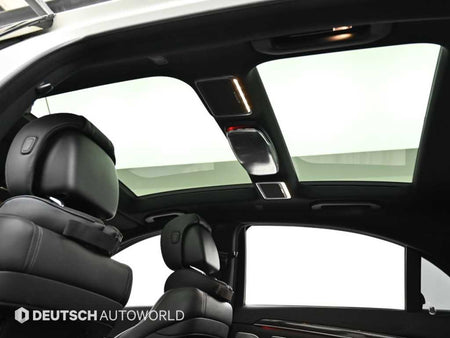 Mercedes-Benz S-Class — photo 18