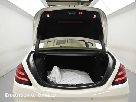 Mercedes-Benz S-Class — photo 19