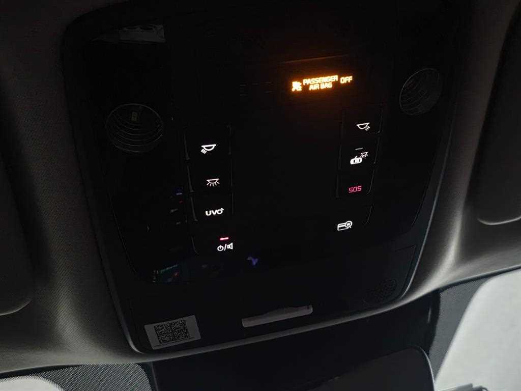 Kia Carnival — photo 17
