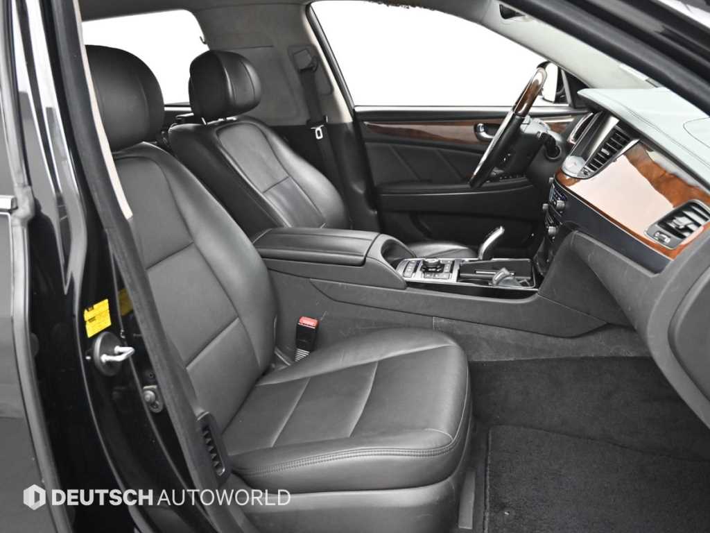 Hyundai Equus — photo 10