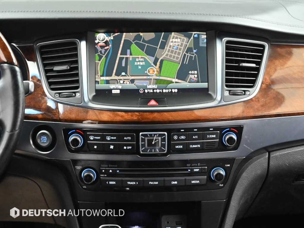 Hyundai Equus — photo 14
