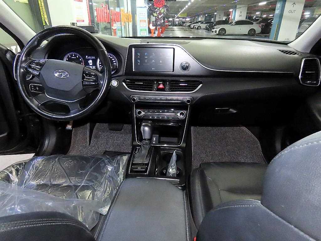 Hyundai Grandeur — photo 10
