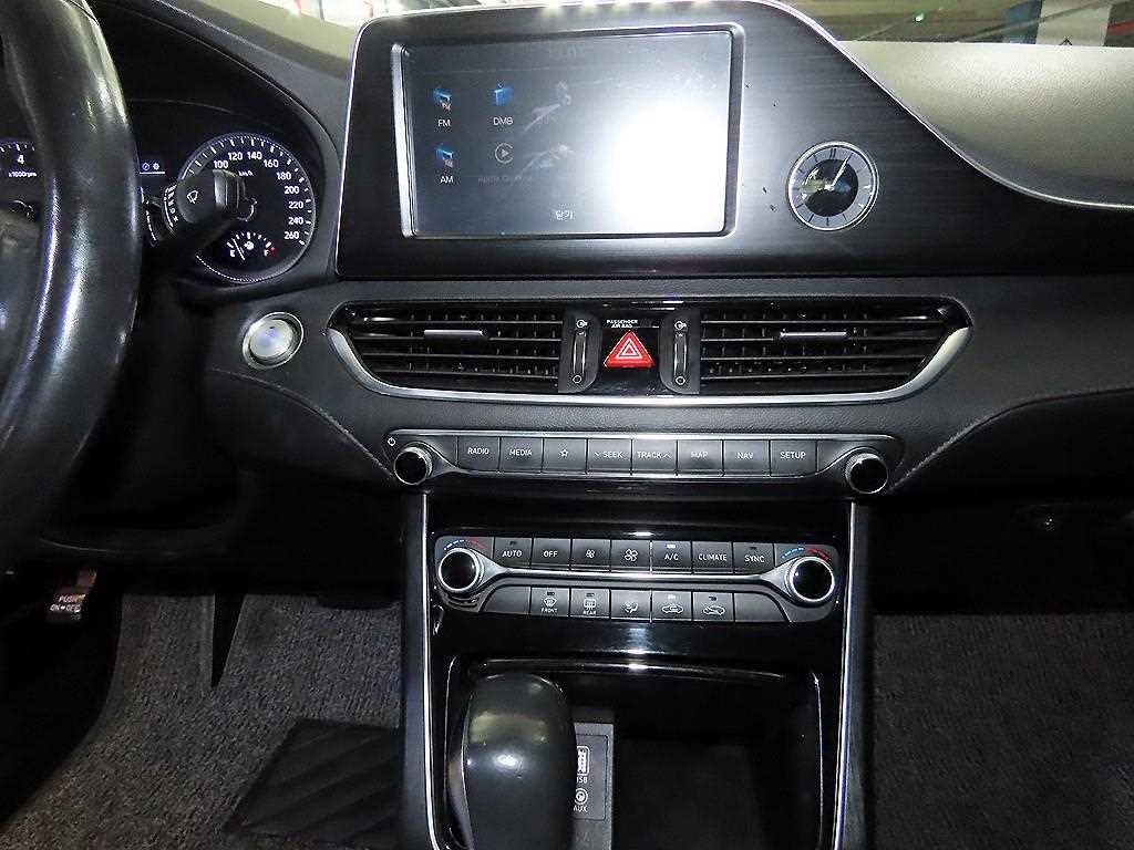 Hyundai Grandeur — photo 11