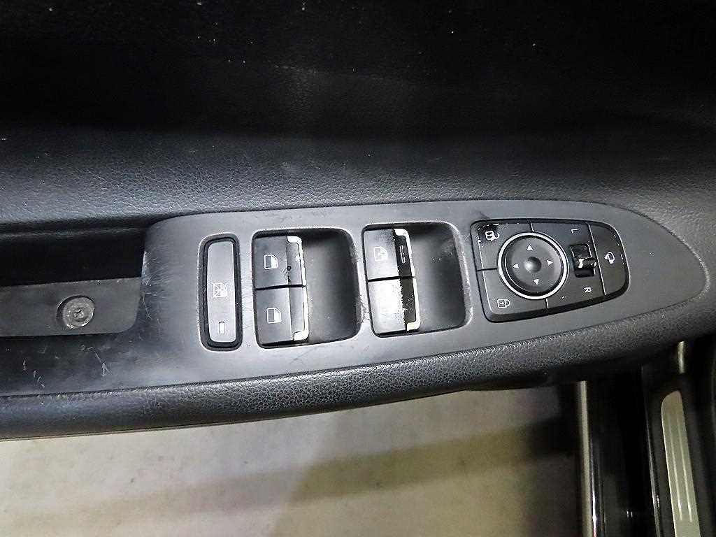 Hyundai Grandeur — photo 13